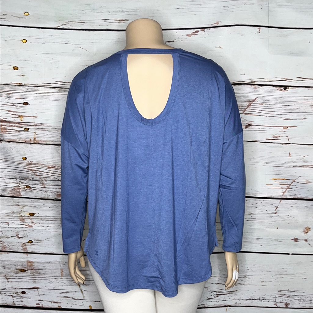 All In Motion Nwt Size 1x Blue Cut-Out Back Long Sleeve Athletic Top